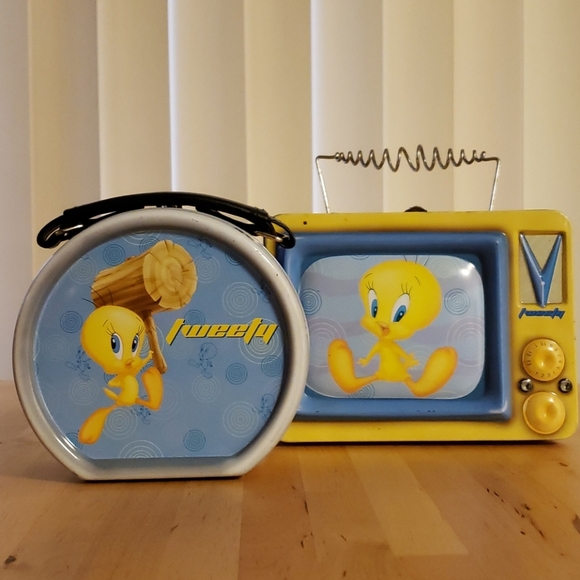 Set of 2 Tweety Bird Tin Lunchbox - Picture 1 of 8